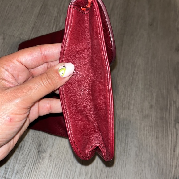 Ike new Marc By Marc Jacobs large clutch. - Picture 5 of 11